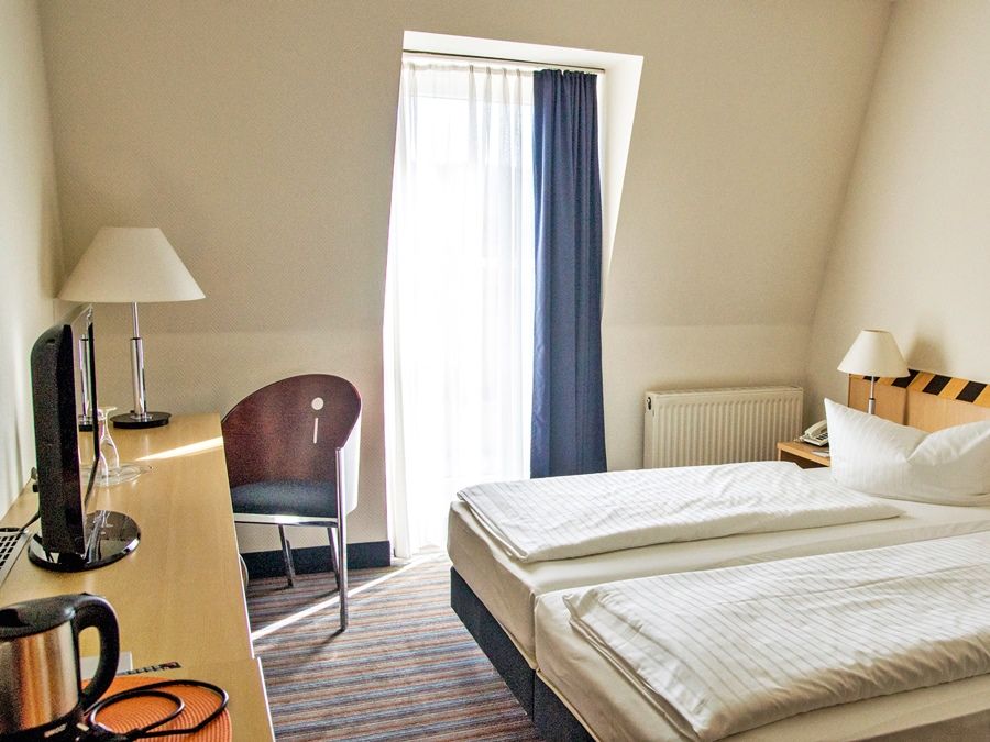 Achat Hotel Dresden Elbufer Ngoại thất bức ảnh